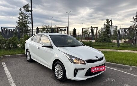 KIA Rio IV, 2019 год, 1 590 000 рублей, 4 фотография