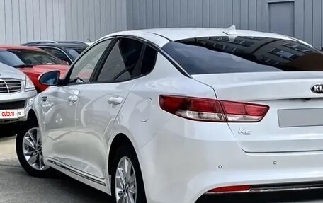 KIA K5 II, 2017 год, 1 750 000 рублей, 11 фотография