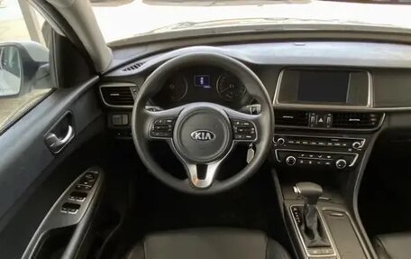 KIA K5 II, 2017 год, 1 750 000 рублей, 14 фотография