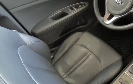 KIA K5 II, 2017 год, 1 750 000 рублей, 26 фотография