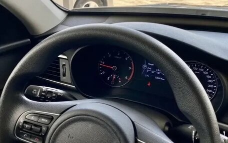 KIA K5 II, 2017 год, 1 750 000 рублей, 20 фотография