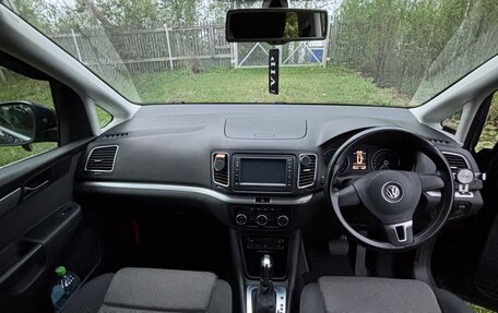Volkswagen Sharan II, 2012 год, 1 150 000 рублей, 16 фотография