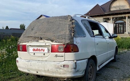 Toyota Ipsum II, 1997 год, 270 000 рублей, 4 фотография