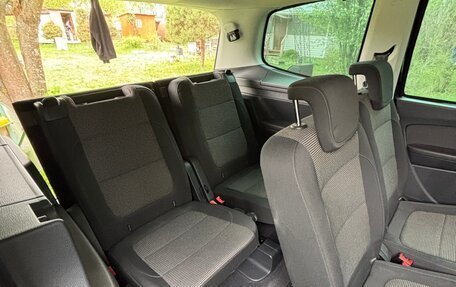 Volkswagen Sharan II, 2012 год, 1 150 000 рублей, 26 фотография