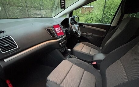 Volkswagen Sharan II, 2012 год, 1 150 000 рублей, 15 фотография
