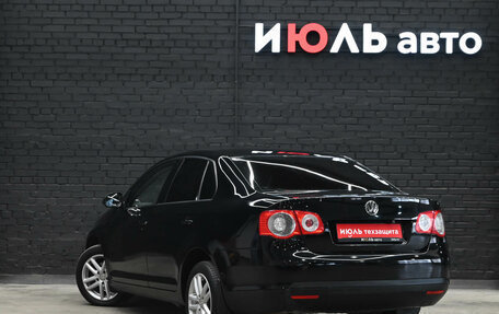 Volkswagen Jetta VI, 2009 год, 620 000 рублей, 4 фотография