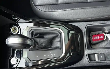 Volkswagen T-Roc I, 2022 год, 1 700 000 рублей, 15 фотография