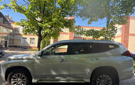 Mitsubishi Pajero Sport III рестайлинг, 2021 год, 4 500 000 рублей, 4 фотография
