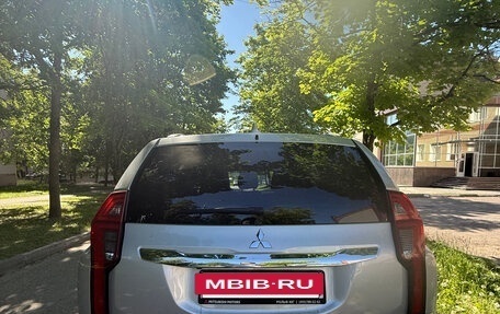 Mitsubishi Pajero Sport III рестайлинг, 2021 год, 4 500 000 рублей, 5 фотография