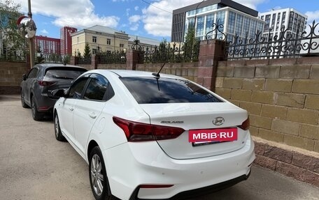 Hyundai Solaris II рестайлинг, 2017 год, 1 330 000 рублей, 4 фотография