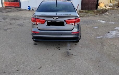 KIA Rio III рестайлинг, 2015 год, 870 000 рублей, 1 фотография