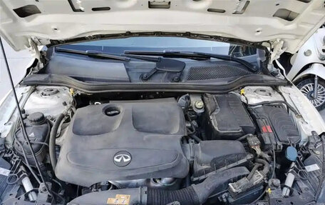 Infiniti QX30, 2017 год, 1 233 000 рублей, 3 фотография
