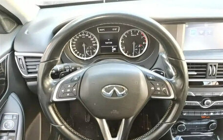Infiniti QX30, 2017 год, 1 233 000 рублей, 12 фотография