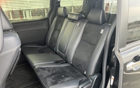 Toyota Voxy III, 2021 год, 1 756 000 рублей, 18 фотография