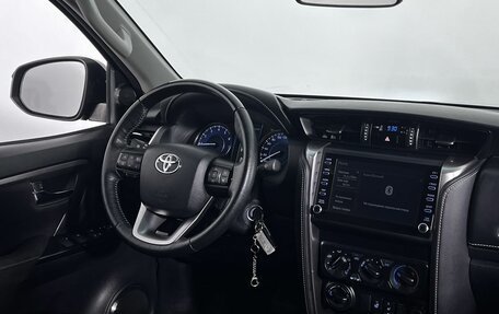 Toyota Fortuner II, 2020 год, 3 790 000 рублей, 13 фотография