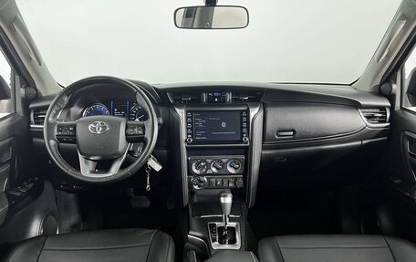 Toyota Fortuner II, 2020 год, 3 790 000 рублей, 14 фотография