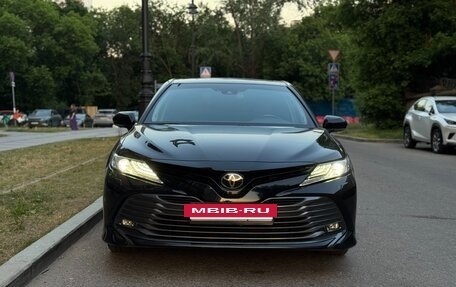 Toyota Camry, 2019 год, 2 950 000 рублей, 3 фотография
