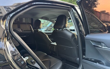 Toyota Camry, 2019 год, 2 950 000 рублей, 8 фотография