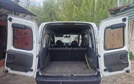 Opel Combo C, 2004 год, 300 000 рублей, 11 фотография