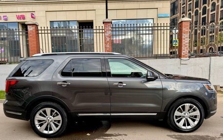 Ford Explorer VI, 2018 год, 4 250 000 рублей, 3 фотография