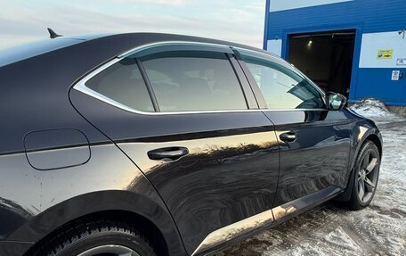 Skoda Superb III рестайлинг, 2018 год, 1 900 000 рублей, 4 фотография