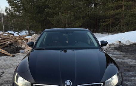 Skoda Superb III рестайлинг, 2018 год, 1 900 000 рублей, 10 фотография