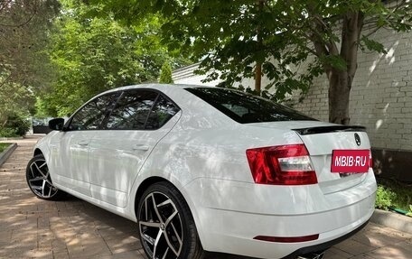 Skoda Octavia, 2017 год, 1 650 000 рублей, 11 фотография