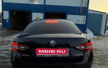 Skoda Superb III рестайлинг, 2018 год, 1 900 000 рублей, 11 фотография