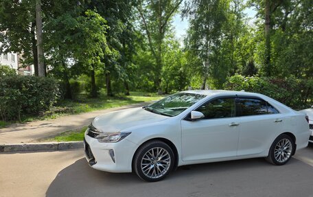 Toyota Camry, 2017 год, 2 550 000 рублей, 9 фотография