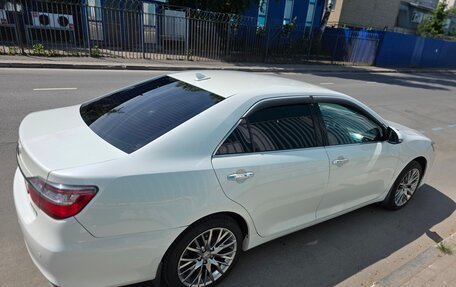 Toyota Camry, 2017 год, 2 550 000 рублей, 8 фотография