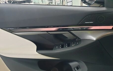 BMW 5 серия, 2025 год, 5 124 013 рублей, 13 фотография