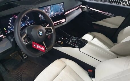 BMW 5 серия, 2025 год, 5 124 013 рублей, 11 фотография