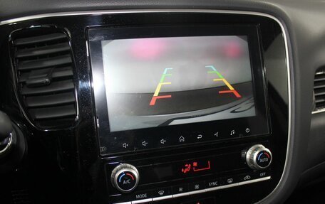 Mitsubishi Outlander III рестайлинг 3, 2021 год, 3 100 000 рублей, 20 фотография