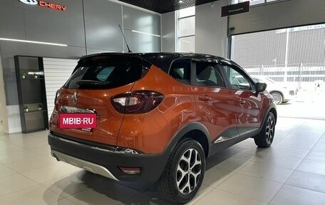 Renault Kaptur I рестайлинг, 2018 год, 1 437 700 рублей, 4 фотография