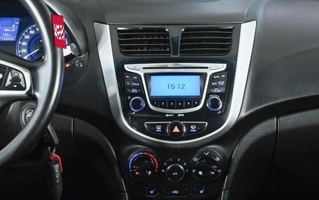 Hyundai Solaris II рестайлинг, 2013 год, 790 000 рублей, 13 фотография