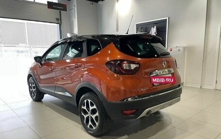 Renault Kaptur I рестайлинг, 2018 год, 1 437 700 рублей, 6 фотография