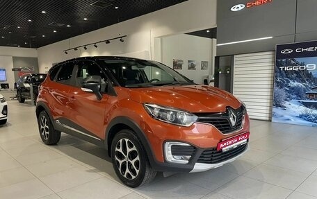 Renault Kaptur I рестайлинг, 2018 год, 1 437 700 рублей, 3 фотография