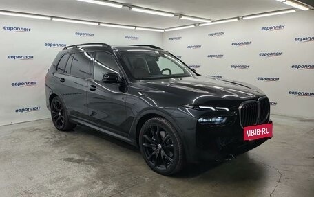 BMW X7, 2023 год, 13 300 000 рублей, 2 фотография