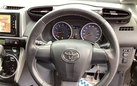 Toyota Wish II, 2017 год, 1 178 000 рублей, 11 фотография
