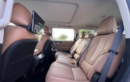Infiniti QX80, 2025 год, 17 300 000 рублей, 8 фотография