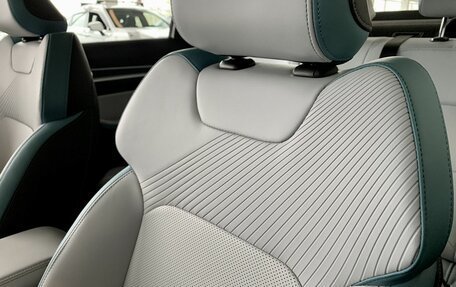 Geely Emgrand, 2023 год, 15 фотография