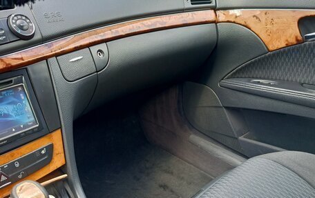 Mercedes-Benz E-Класс, 2002 год, 870 000 рублей, 11 фотография