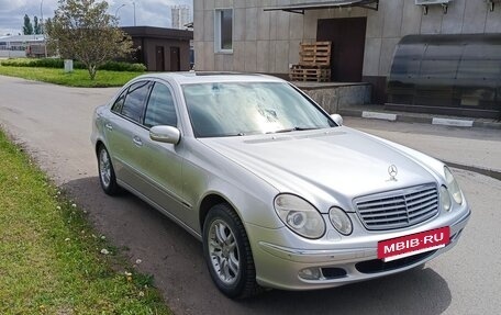 Mercedes-Benz E-Класс, 2002 год, 870 000 рублей, 3 фотография