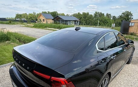 Volvo S90 II рестайлинг, 2021 год, 3 900 000 рублей, 6 фотография