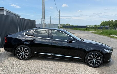 Volvo S90 II рестайлинг, 2021 год, 3 900 000 рублей, 3 фотография