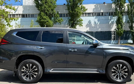 Mitsubishi Pajero Sport III рестайлинг, 2020 год, 2 580 000 рублей, 8 фотография