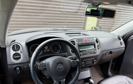 Volkswagen Tiguan I, 2010 год, 999 999 рублей, 10 фотография
