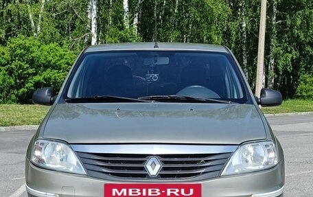 Renault Logan I, 2010 год, 300 000 рублей, 3 фотография