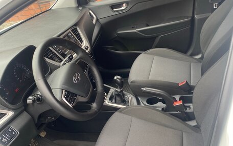 Hyundai Solaris II рестайлинг, 2020 год, 1 390 000 рублей, 11 фотография
