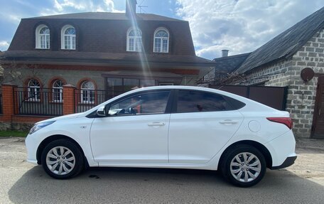 Hyundai Solaris II рестайлинг, 2020 год, 1 390 000 рублей, 6 фотография